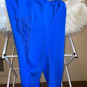 Blue Yoga Capri Pants with Straps and Mesh